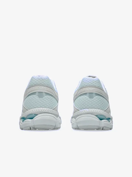 asics-06