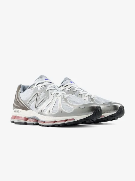 new-balance-03
