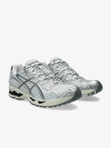 asics-08