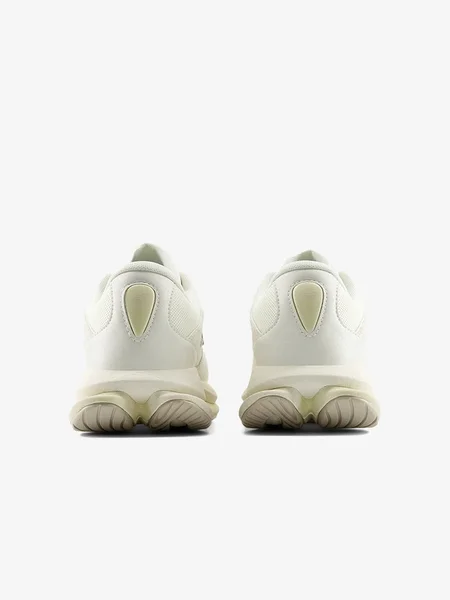 new-balance-01