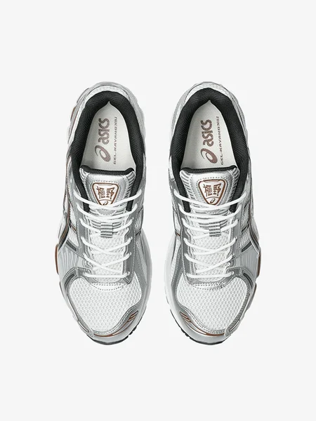 asics-10