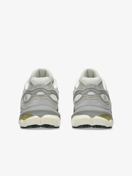asics-03
