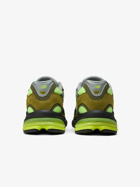 new-balance-08