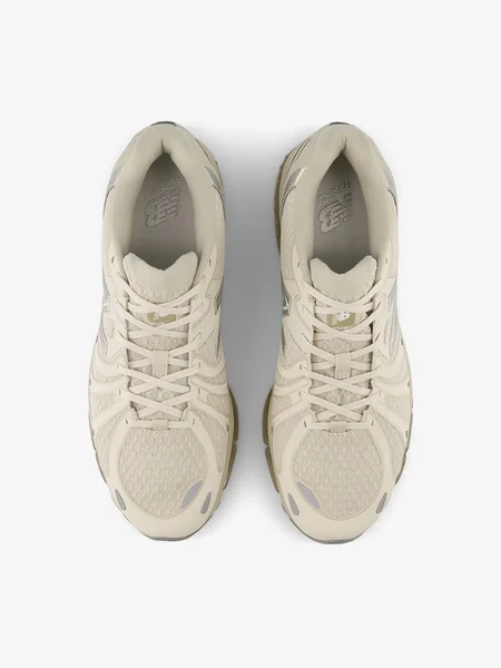 new-balance-05