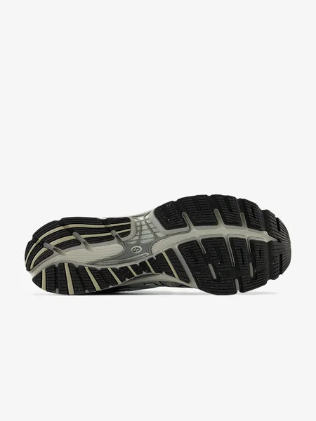 new-balance-04